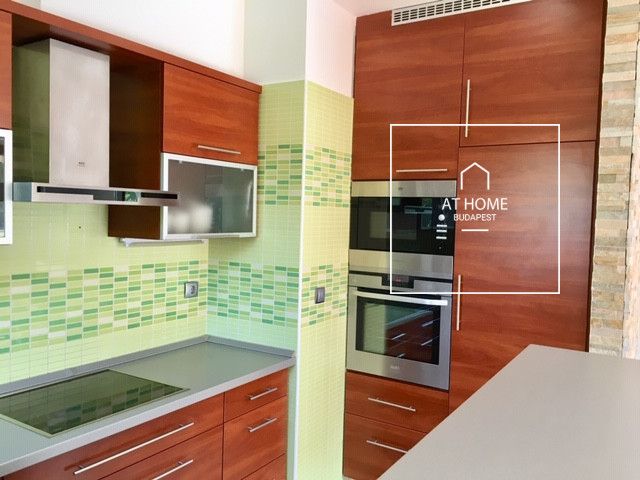 Flat for rent in green-belt close to international school Budapest