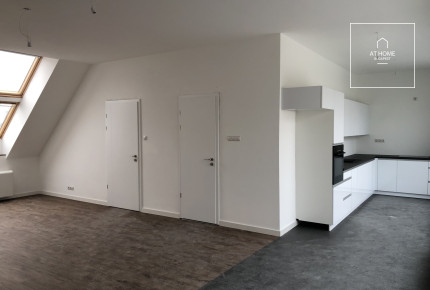 Newly built one-bedroom apartment for rent, with 41 sqm terrace in Budapest 6th district,  Diplomatic Quarter