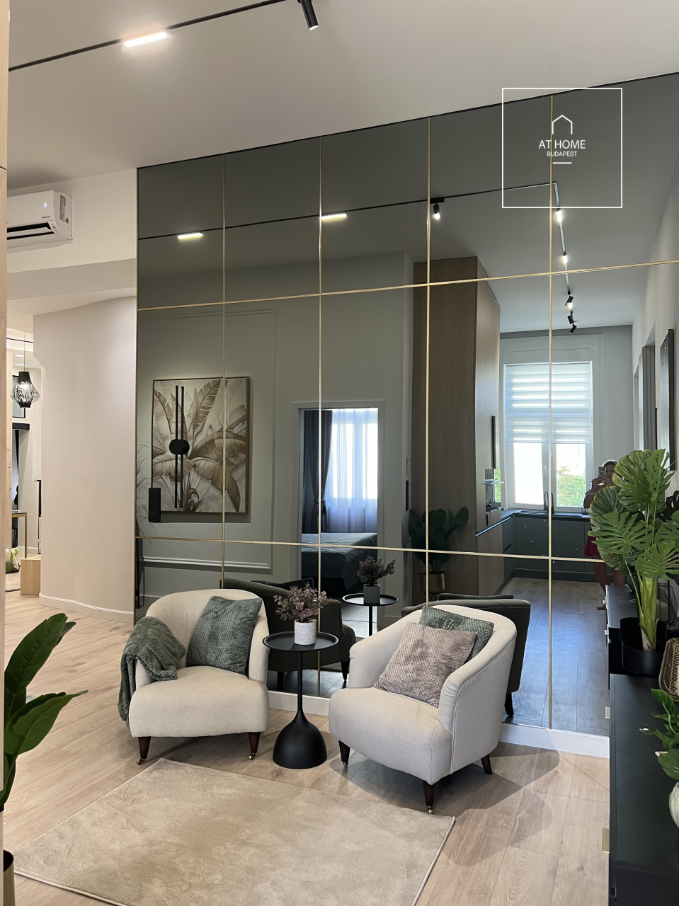 Fully furnished 112 sqm luxury apartment with 2 bedrooms in the City Center