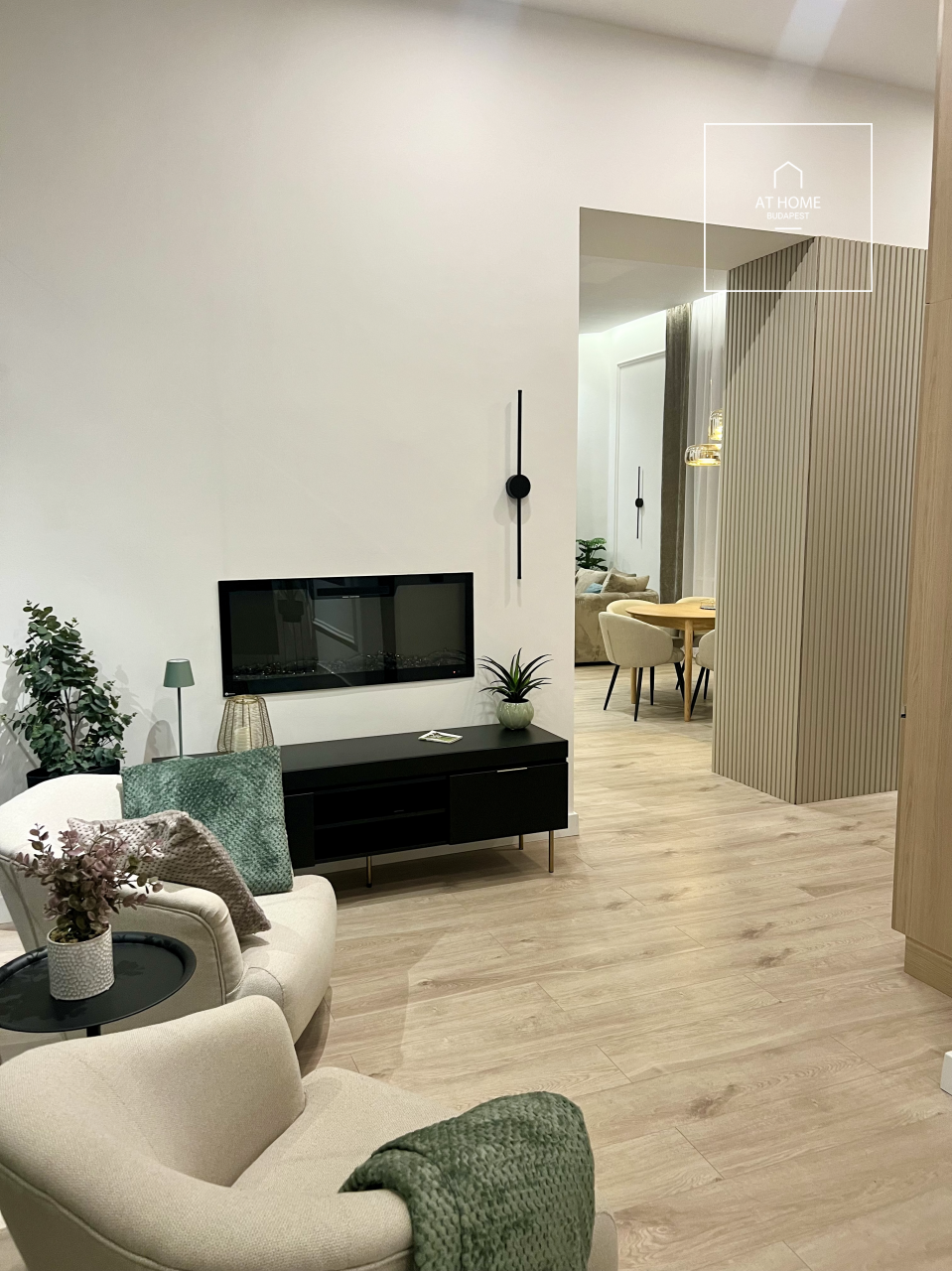 Teljesen felszerelt 112nm-es, 2 hálószobás luxuslakás a Belvárosban