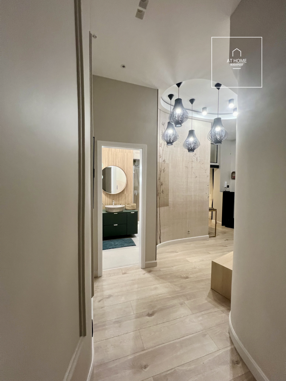 Teljesen felszerelt 112nm-es, 2 hálószobás luxuslakás a Belvárosban