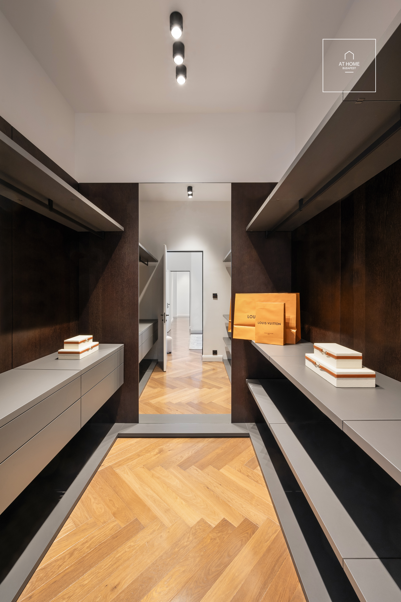 Panoramic 300 m² luxury penthouse with 3 bedrooms in Budapest’s 6th district