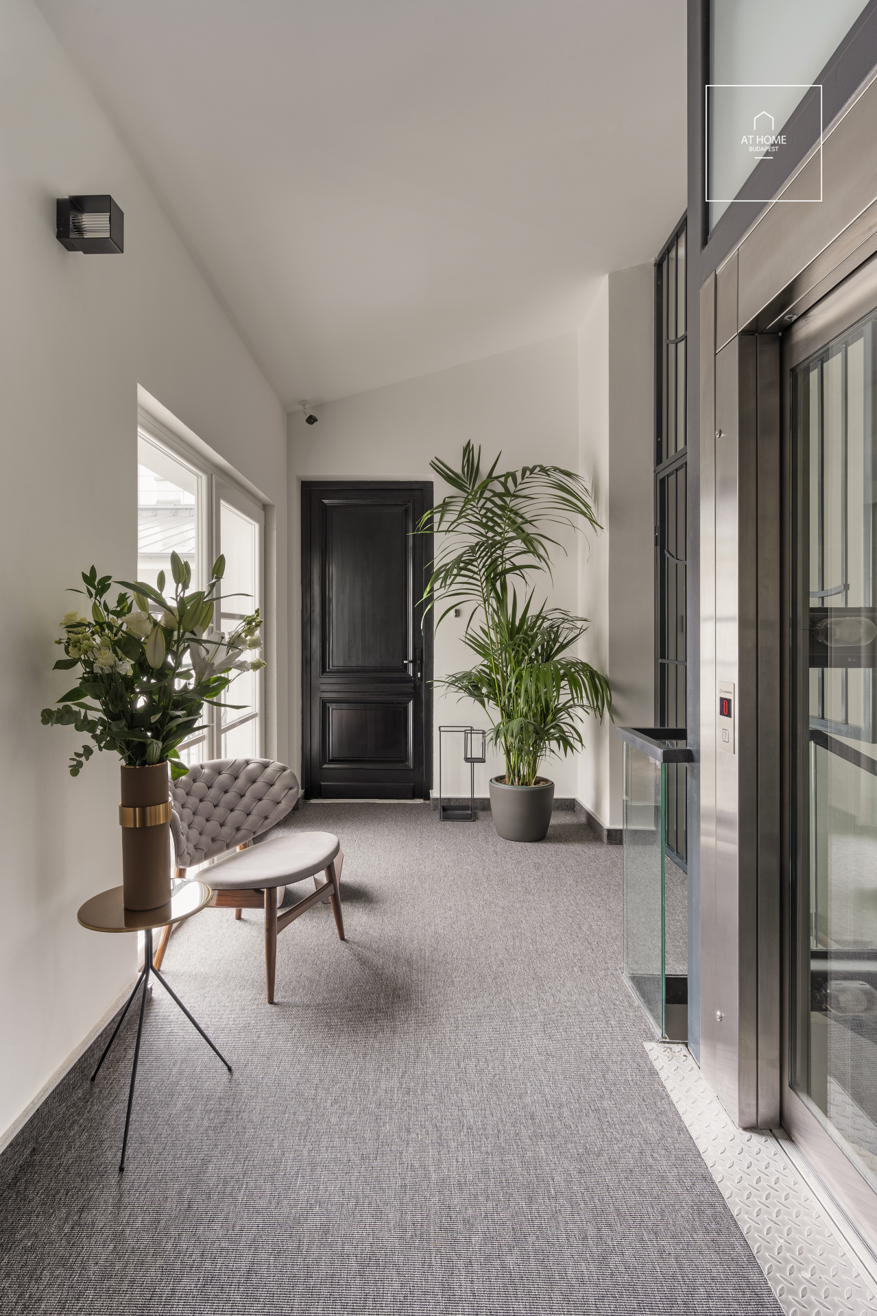 Luxury penthouse for rent in the heart of Budapest 6th district
