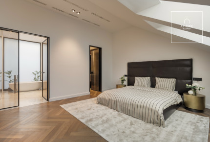 Luxury penthouse for rent in the heart of Budapest 6th district