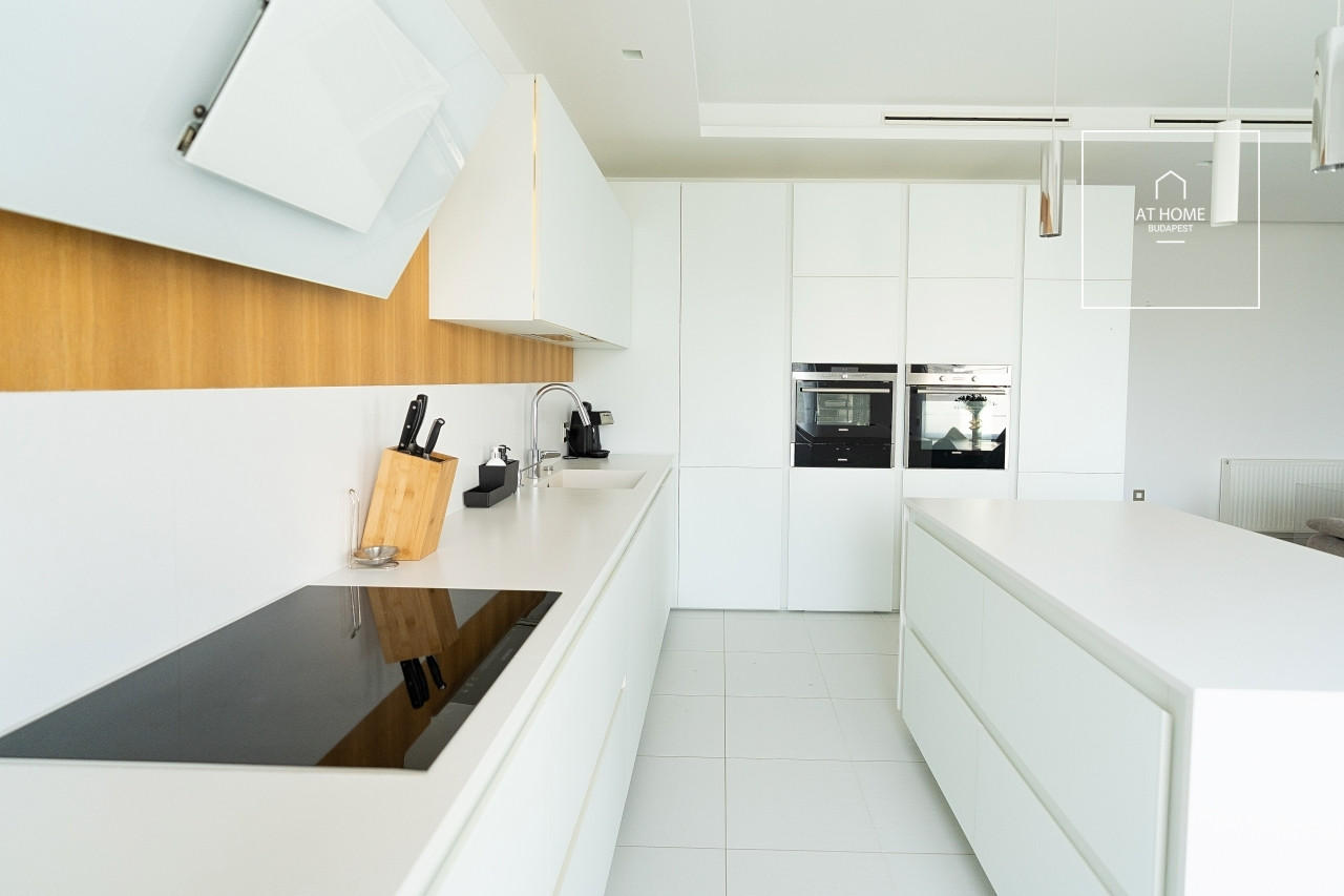 Beautiful 2-bebdroom apartment for sale in Budapest XI. district, Sasad, Budapest