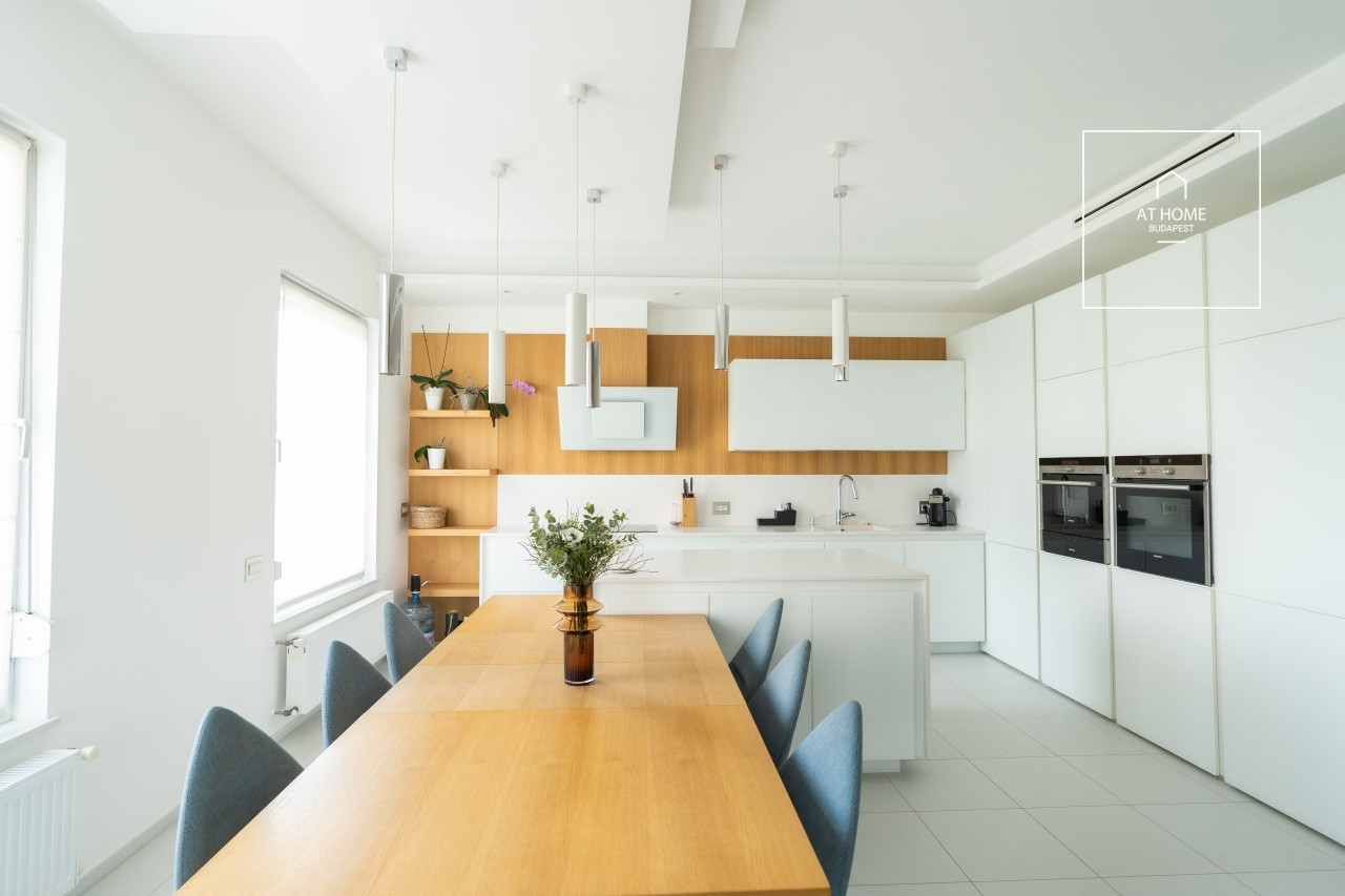 Beautiful 2-bebdroom apartment for sale in Budapest XI. district, Sasad, Budapest