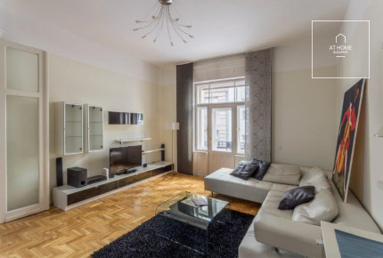 Refurbished two bedroom apartment for rent in downtown Budapest