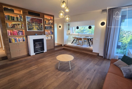 Exclusive, fully renovated 130 sqm ground floor apartment of a garden-access family house in the 12th district