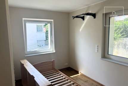 Renovated 108 sqm panoramic apartment with balcony in District II