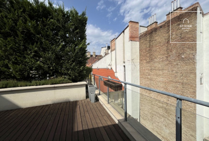 Two-storey apartment with private rooftop terrace and dedicated parking space for sale in District VI