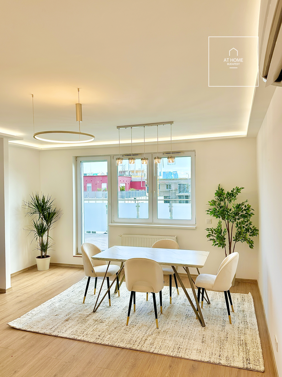 Newly built 3-bedroom penthouse in the 13th district