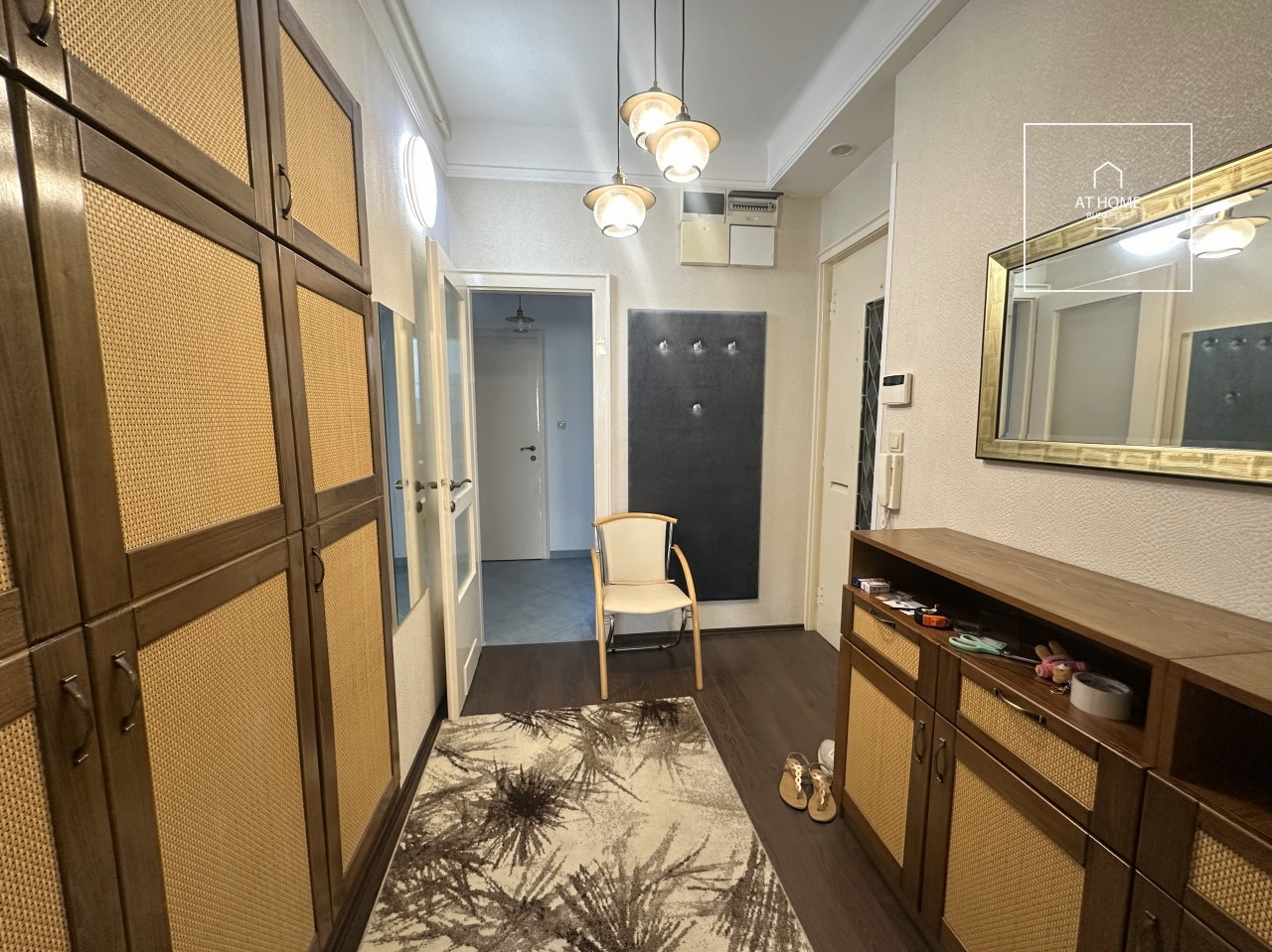 Downtown 3-Bedroom Apartment with Balcony near the Danube in Budapest’s 5th District