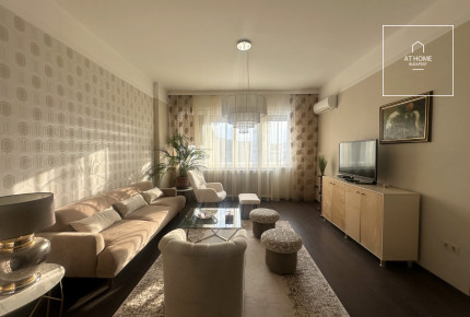 Downtown 3-Bedroom Apartment with Balcony near the Danube in Budapest’s 5th District