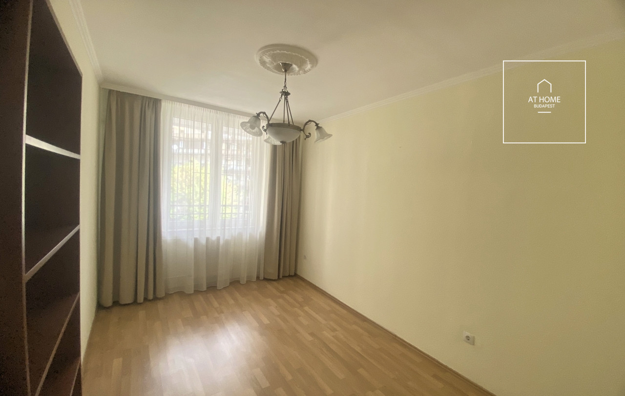 Városi panorámás 83nm-es 2 hálószobás lakás a II. kerületben