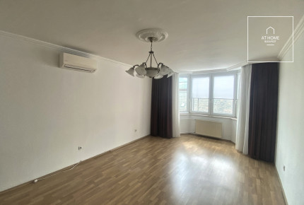 Városi panorámás 83nm-es 2 hálószobás lakás a II. kerületben