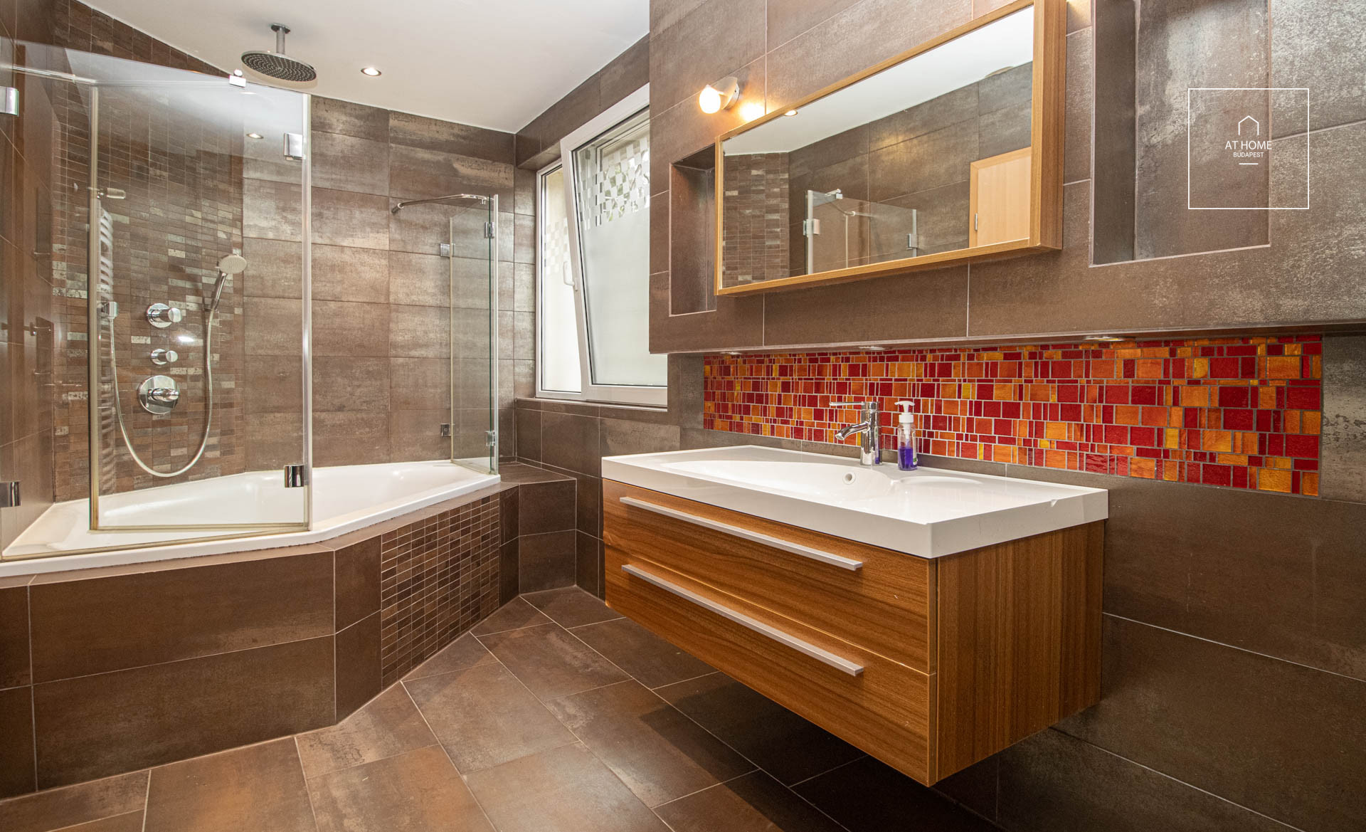 Beautiful apartment with terrace and garden access for sale Budapest I. district, Vár