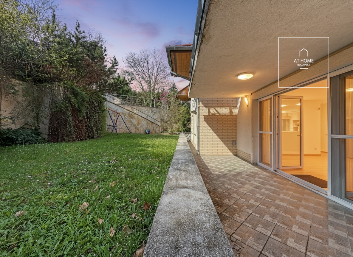 Terasz és kertkapcsolatos lakás eladó Budapest I. kerület, Vár