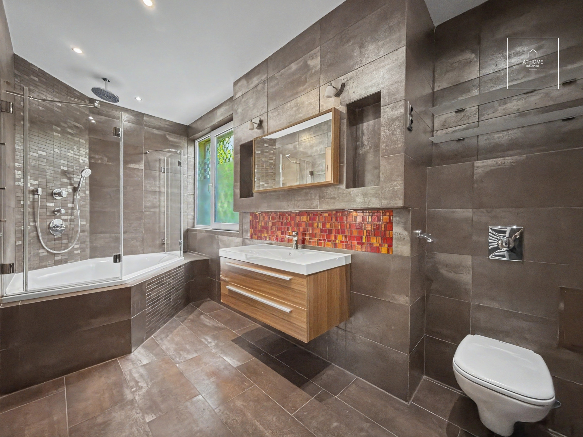 Beautiful apartment with terrace and garden access for sale Budapest I. district, Vár