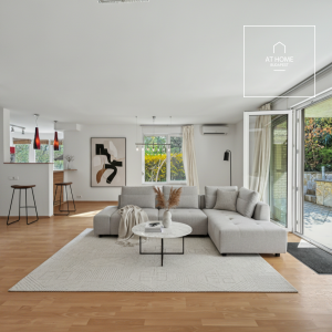 Beautiful apartment with terrace and garden access for sale Budapest I. district, Vár