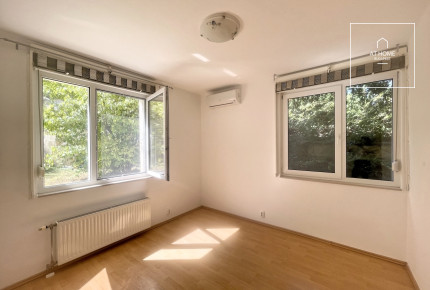 Terasz és kertkapcsolatos lakás eladó Budapest I. kerület, Vár