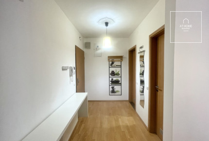 Terasz és kertkapcsolatos lakás eladó Budapest I. kerület, Vár