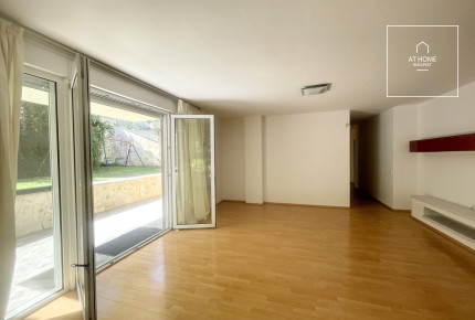 Beautiful apartment with terrace and garden access for sale Budapest I. district, Vár