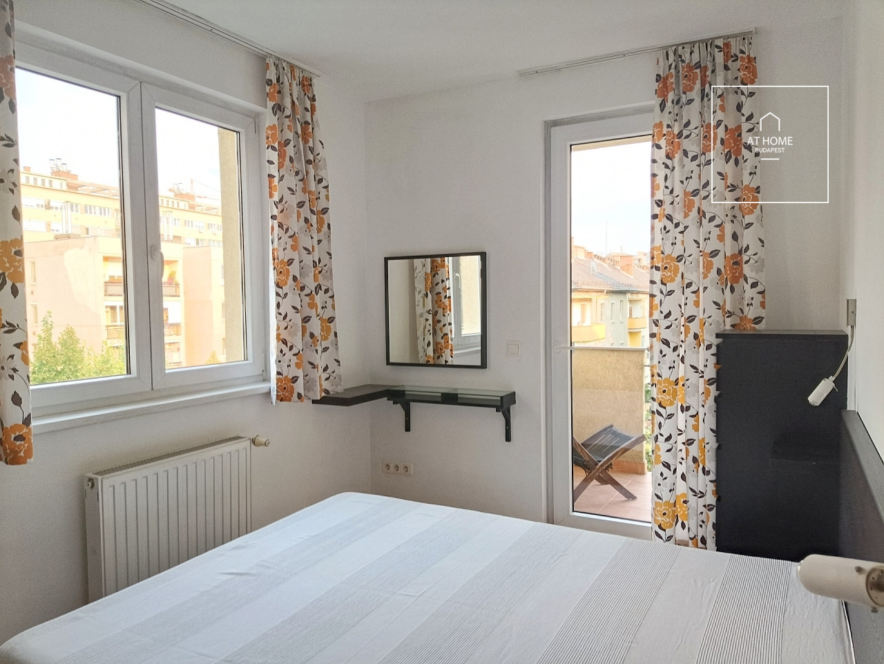 Bright 2-Bedroom Apartment Near a Park in District IX