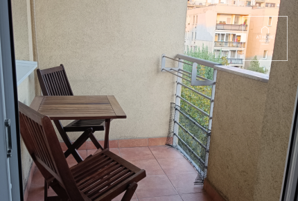 Bright 2-Bedroom Apartment Near a Park in District IX