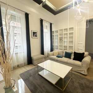 Refurbished classical apartment for rent in District VII, Erzsébetváros, Budapest