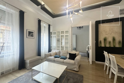 Refurbished classical apartment for rent in District VII, Erzsébetváros, Budapest