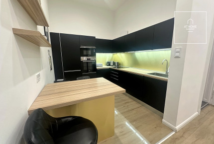 Refurbished classical apartment for rent in District VII, Erzsébetváros, Budapest