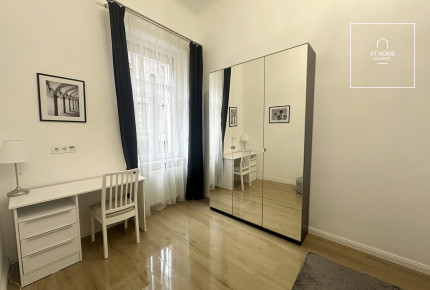 Refurbished classical apartment for rent in District VII, Erzsébetváros, Budapest