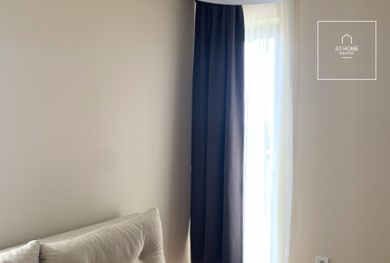 Bright 3-Bedroom Apartment with Terrace on Gellérthegy