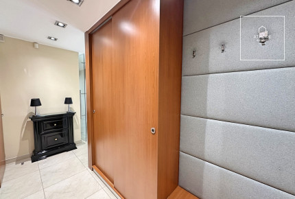 Bright 3-Bedroom Apartment with Terrace on Gellérthegy