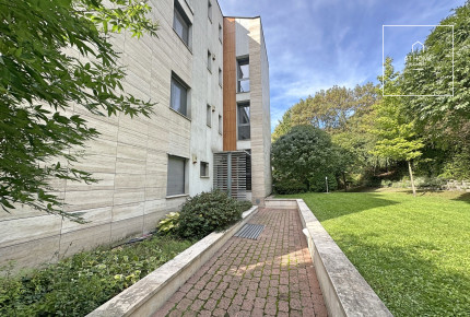 Bright 3-Bedroom Apartment with Terrace on Gellérthegy