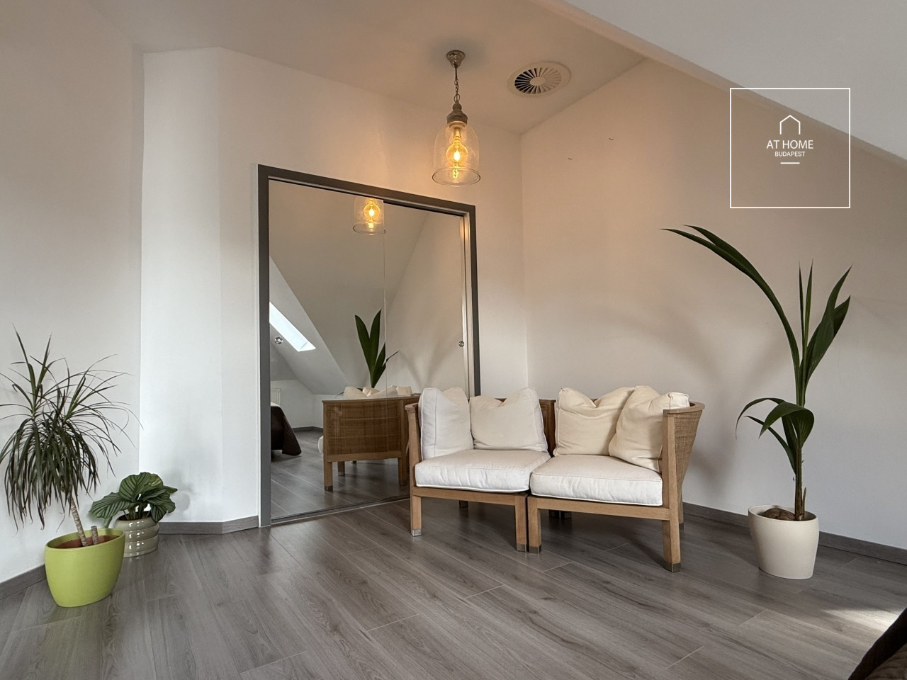 Exclusive 91 sqm apartment with panoramic views in Budapest’s District II, Törökvész