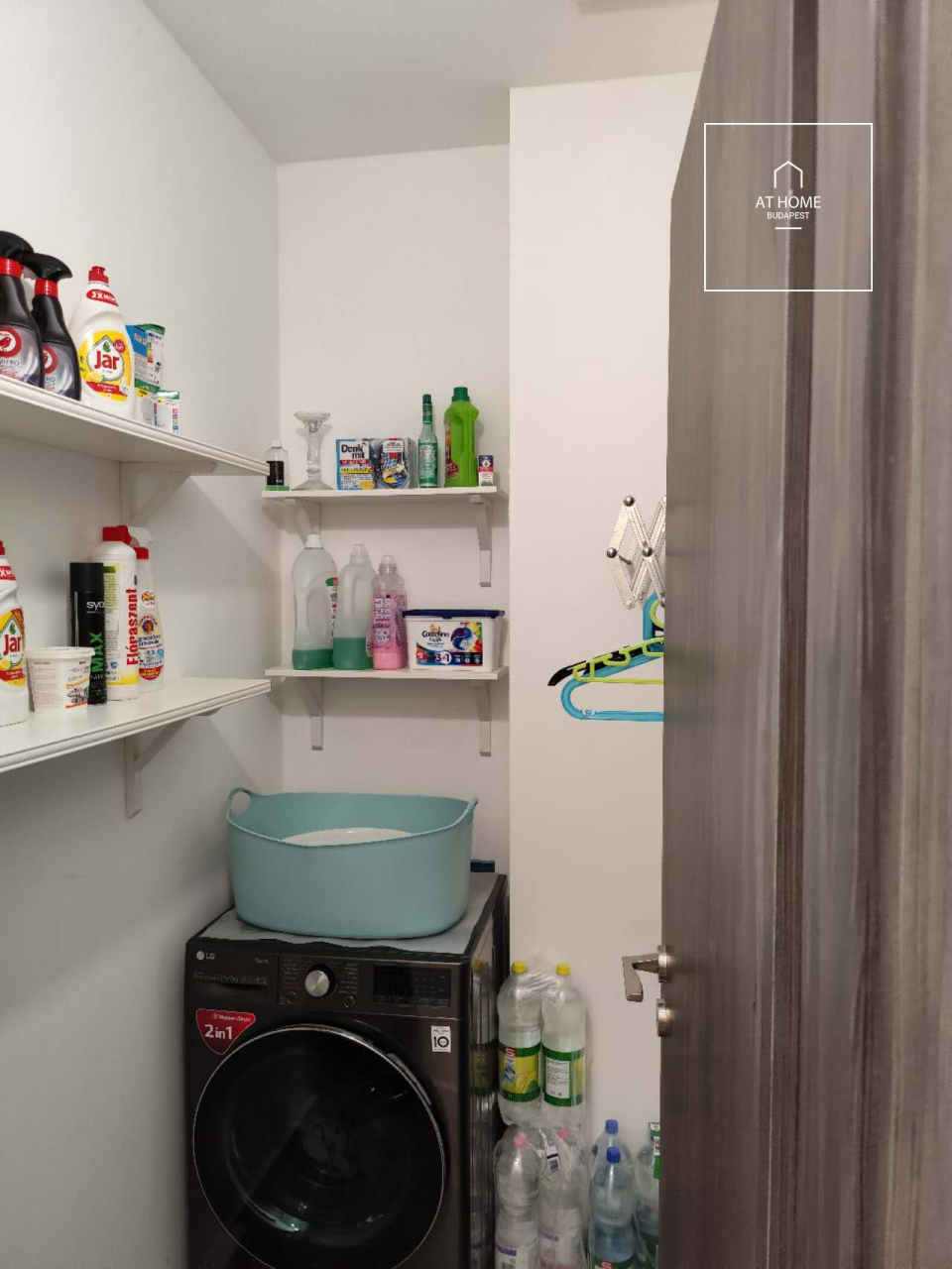 Modern ground-floor apartment with a 20 m² terrace and garden access in District XII