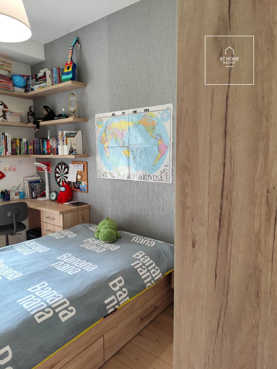 Modern ground-floor apartment with a 20 m² terrace and garden access in District XII