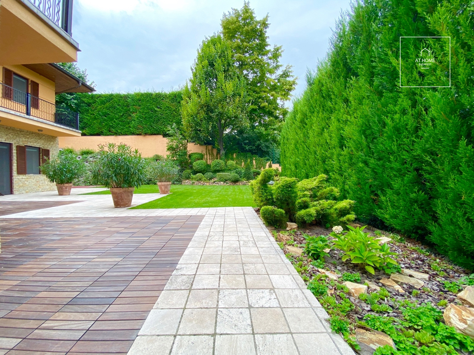 Luxury family house Budapest II. district Zöldmál