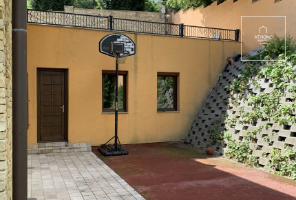Luxury family house Budapest II. district Zöldmál