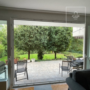 Renovated, pet-friendly semi-detached house with a well-maintained garden in District II