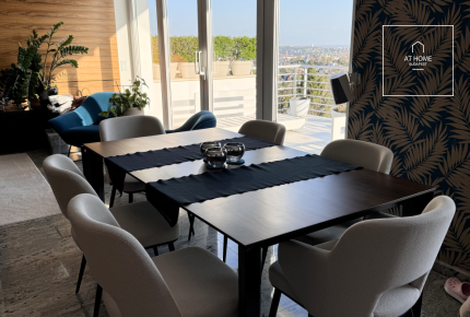 Renovated 125 sqm Apartment with Panoramic Views in District II