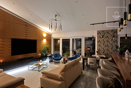 Renovated 125 sqm Apartment with Panoramic Views in District II