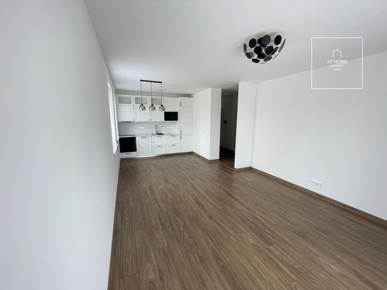 Newly Built 2-Bedroom Apartment with Terrace in a Residential Complex – District XI