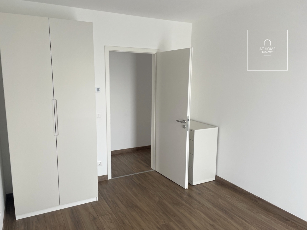 Newly Built 2-Bedroom Apartment with Terrace in a Residential Complex – District XI