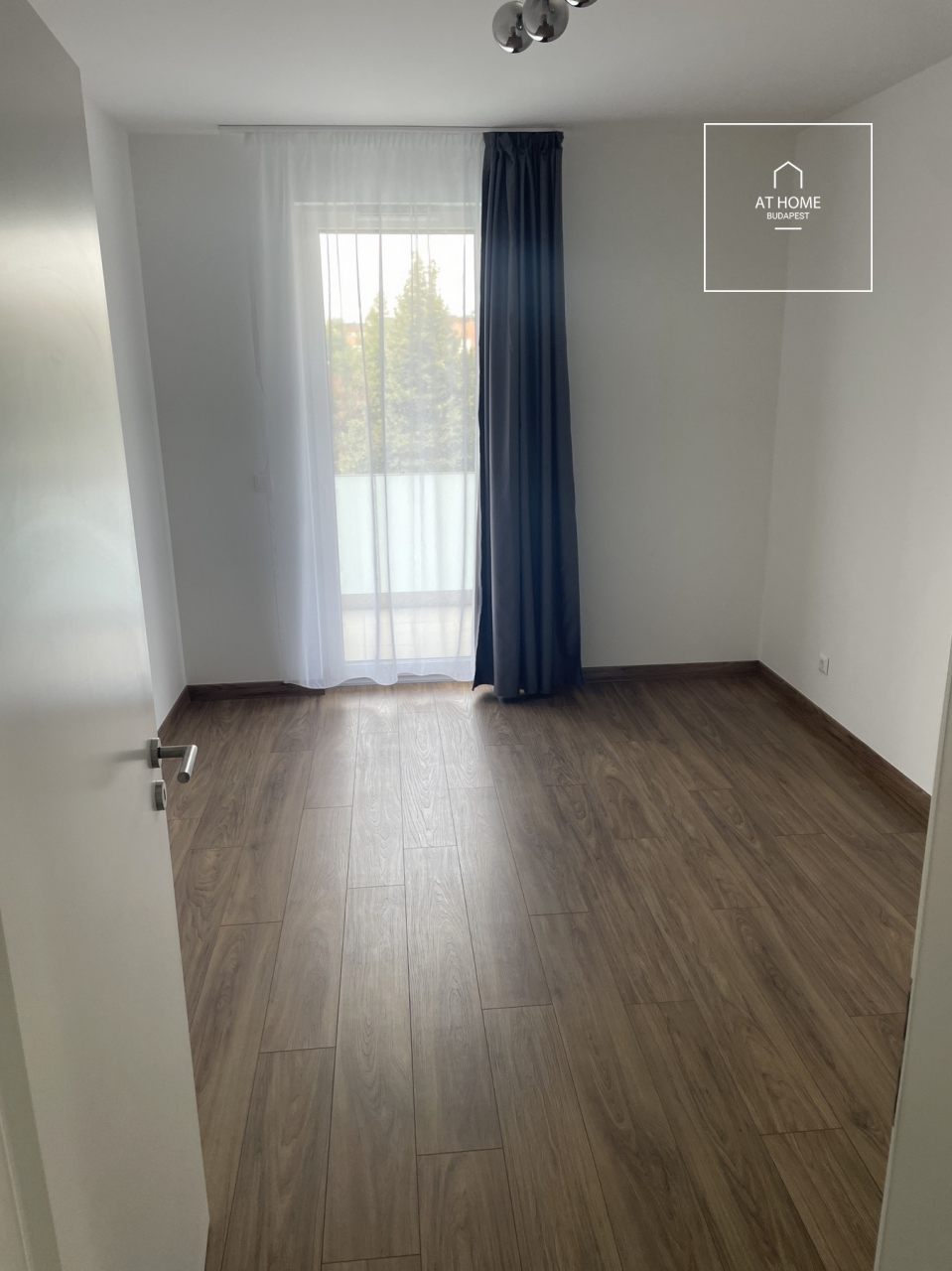 Newly Built 2-Bedroom Apartment with Terrace in a Residential Complex – District XI