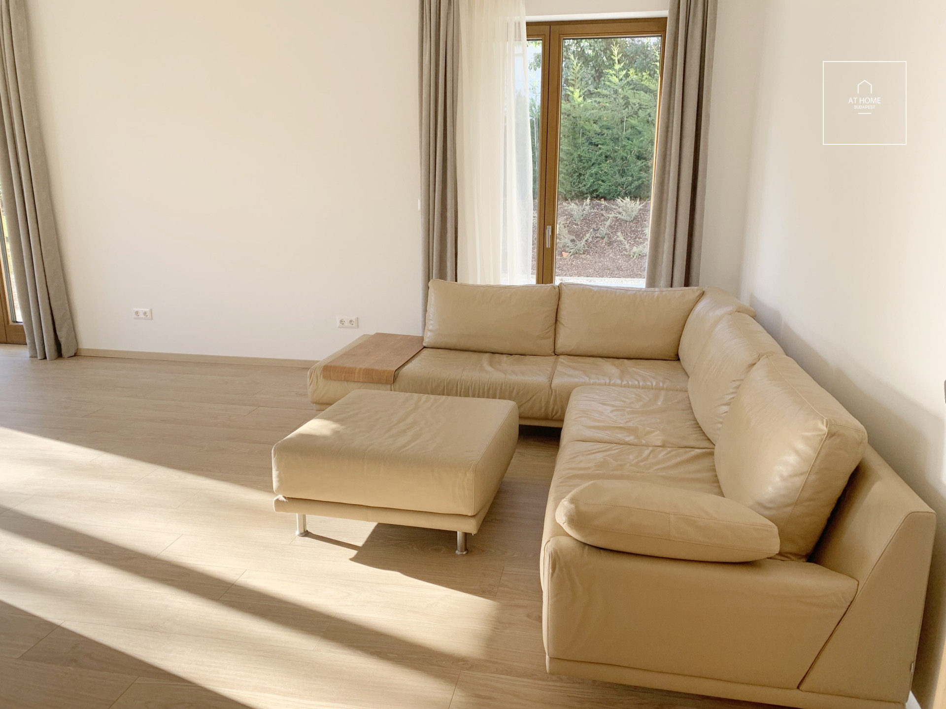 Newly built 3-bedroom apartment with garden connection for rent in Budapest II. district