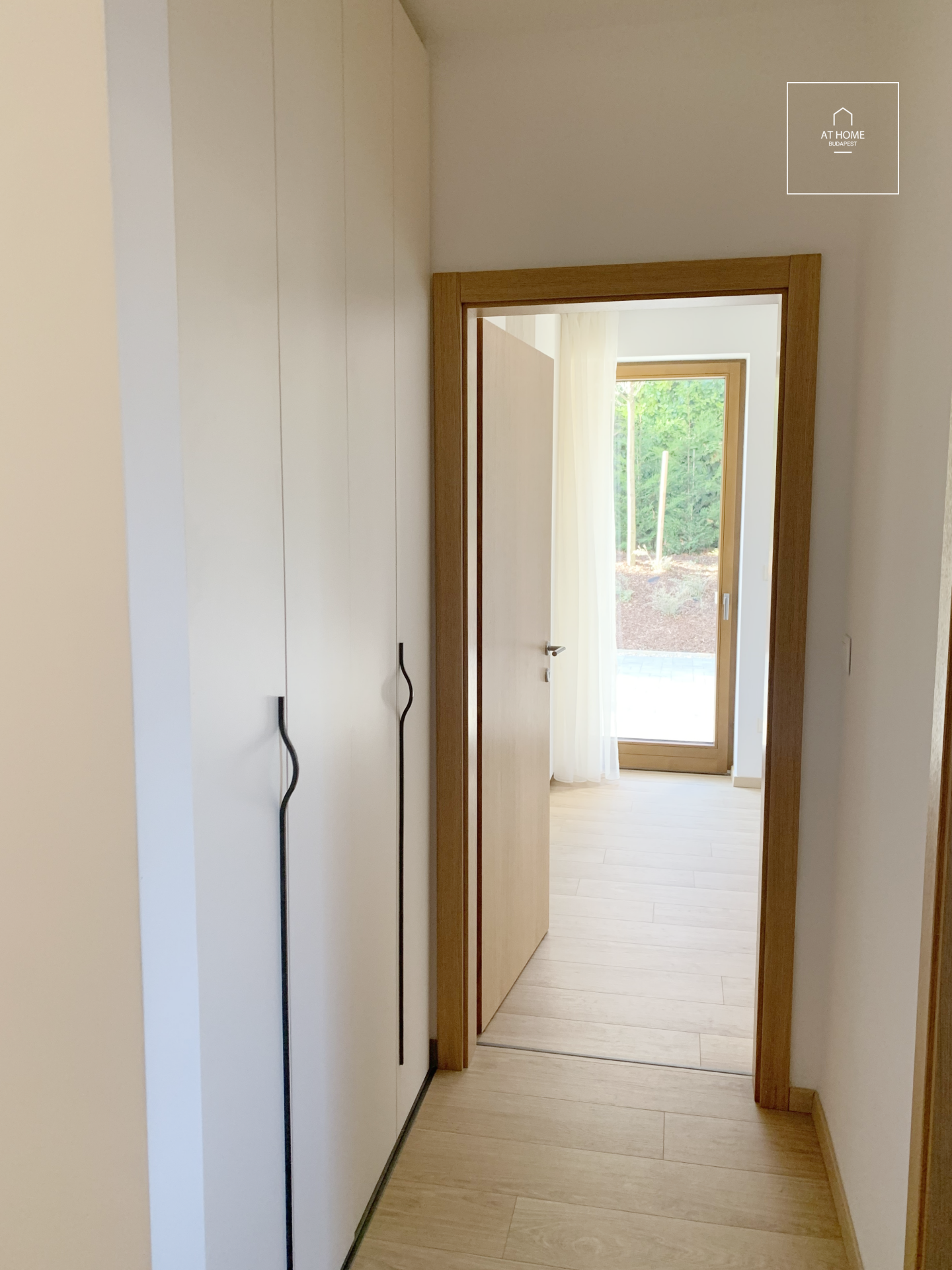 Newly built 3-bedroom apartment with garden connection for rent in Budapest II. district