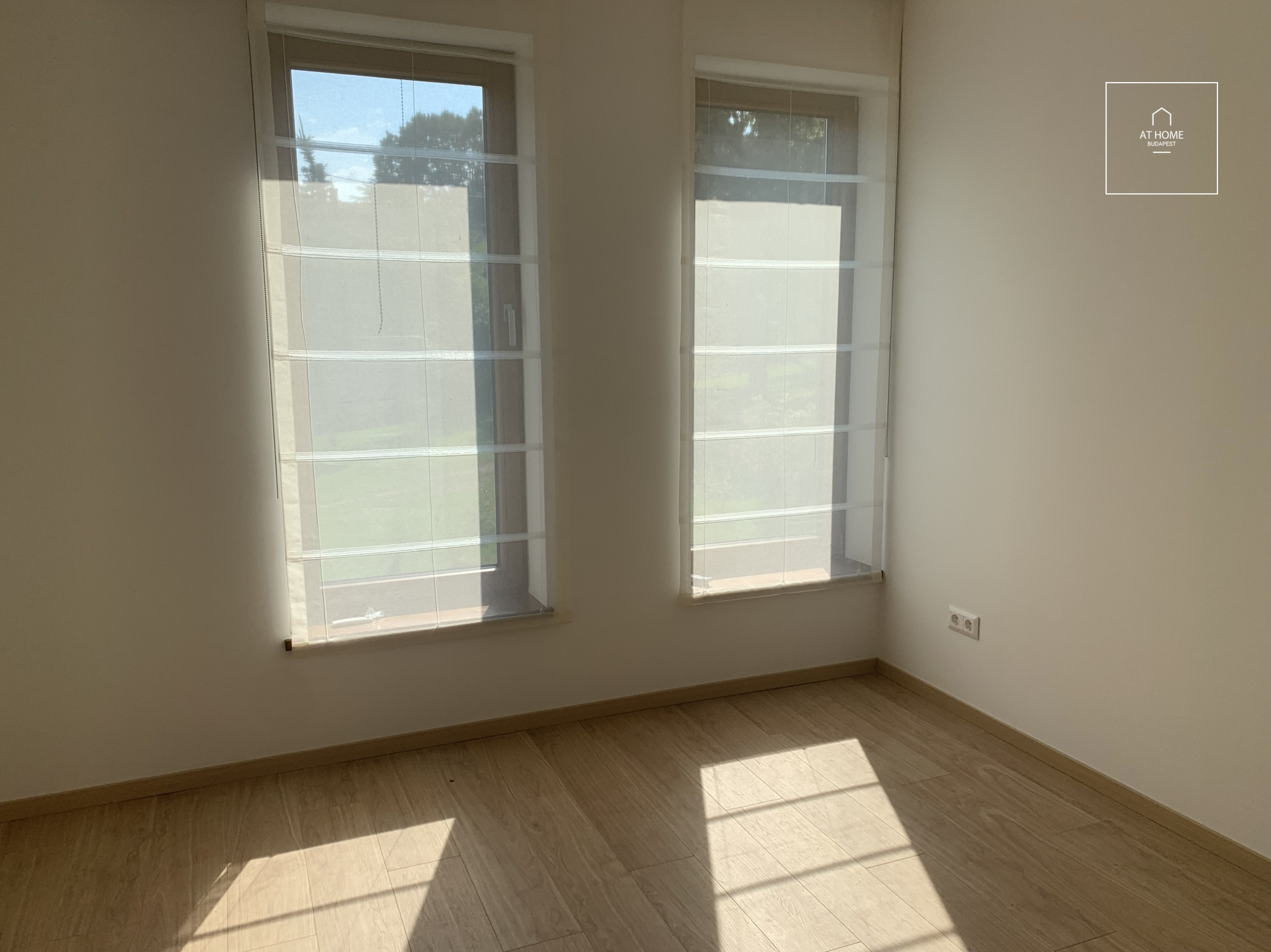 Newly built 3-bedroom apartment with garden connection for rent in Budapest II. district