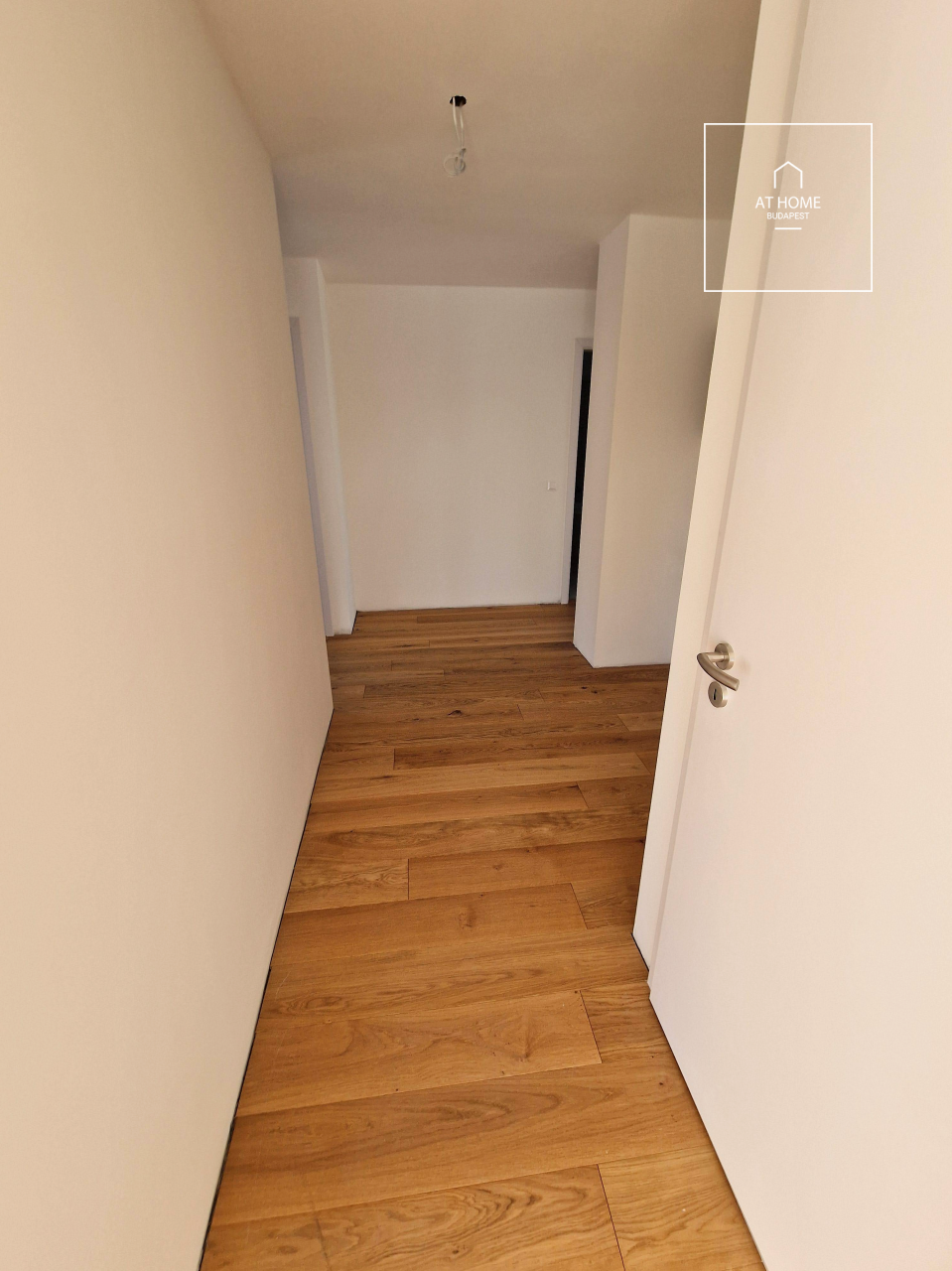 Newly Built Panoramic Apartment with 197 sqm Terrace in Fonyód